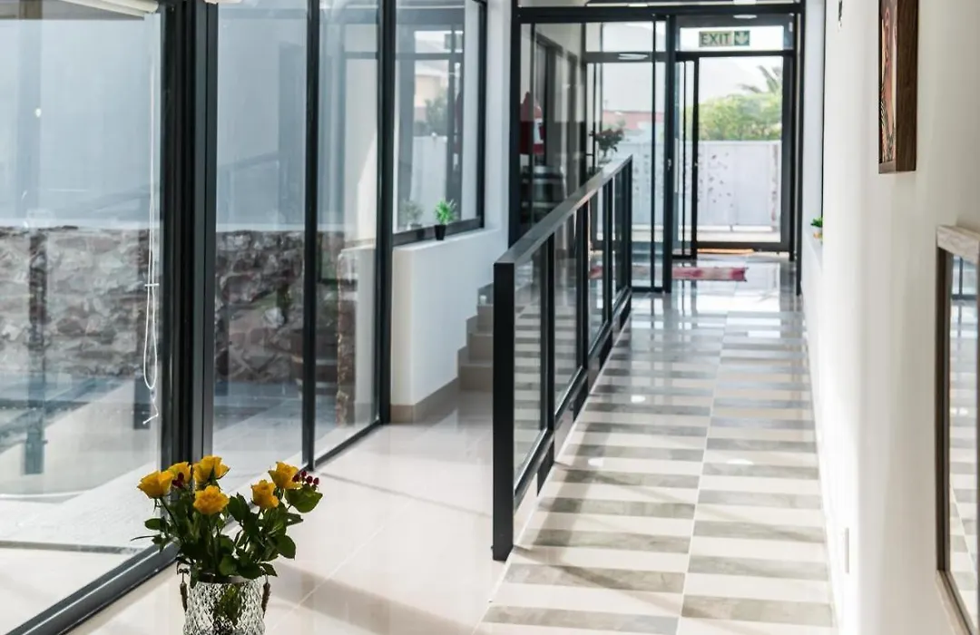 Elizabeth House-1